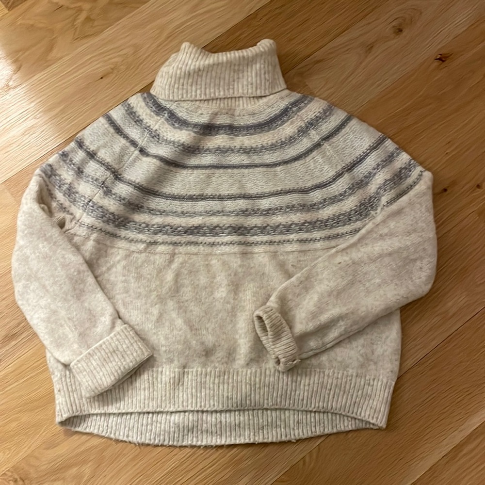 Cream and gray H&M fair isle sweater